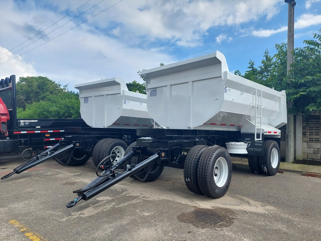 [PF-VOL-OTR-FRTV3E13M-00191] REMOLQUE 3 EJES 12 LLANTAS TIPO VOLCO 13 M3 DOLLY